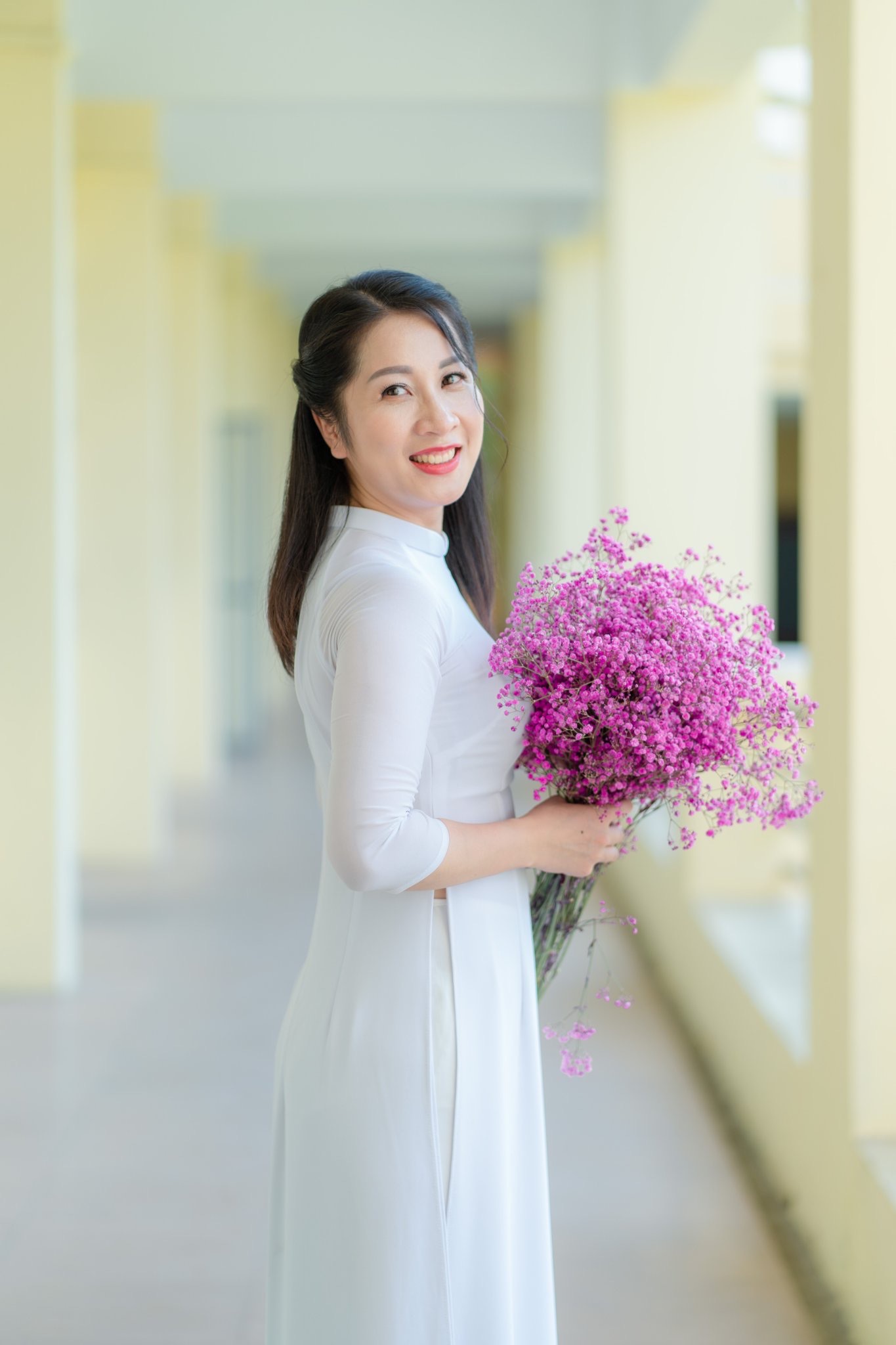 Ảnh chân dung Ths XDĐ Phùng Tuyết Ngân